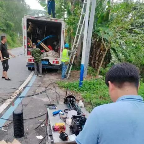 跨区驰援，，，，与时间赛跑——怀集利国娱乐国际老牌w66中心机房恢复供电-利国娱乐国际老牌w66官方网站—利国娱乐国际老牌w66